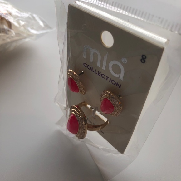 12 MIA Coral / Gold Tone Earring & Ring Set 6,7,8 - Picture 3 of 4